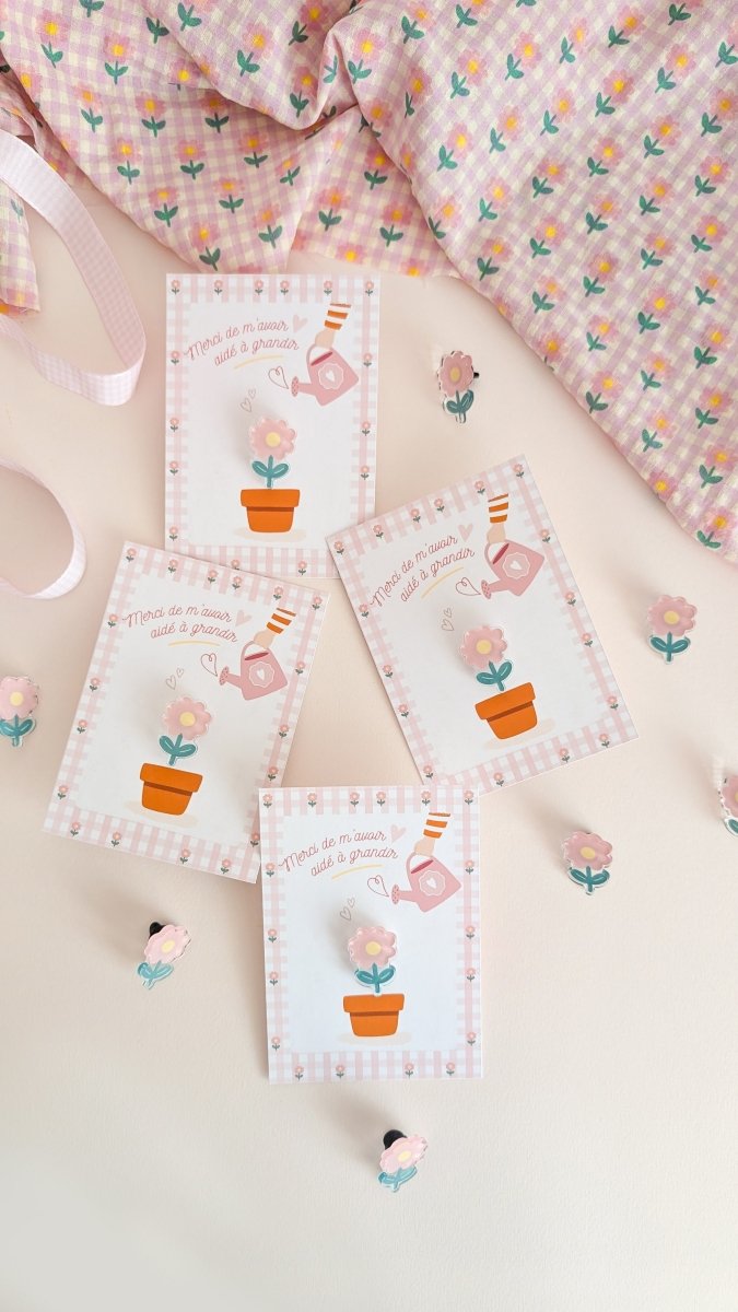 Pin's Fleur - Merci Maîtresse / Atsem / Nounou - Atelier Vingt Huit